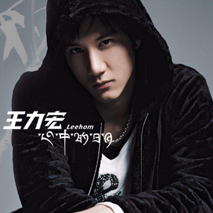 男生和女生女生在床上搓搓免费
